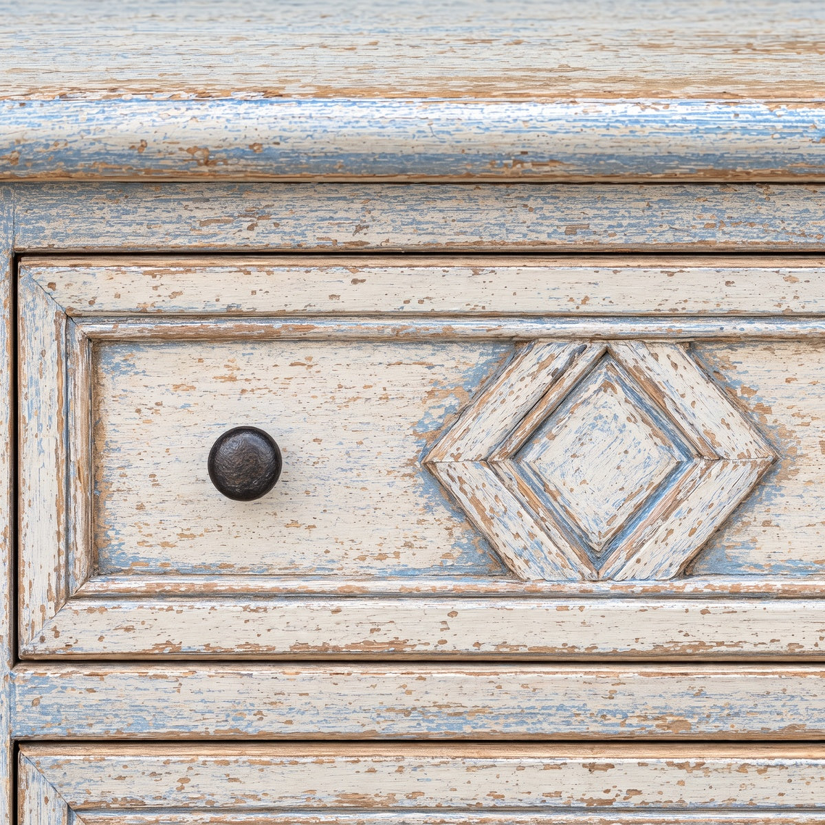Chest in Distressed Light Blue