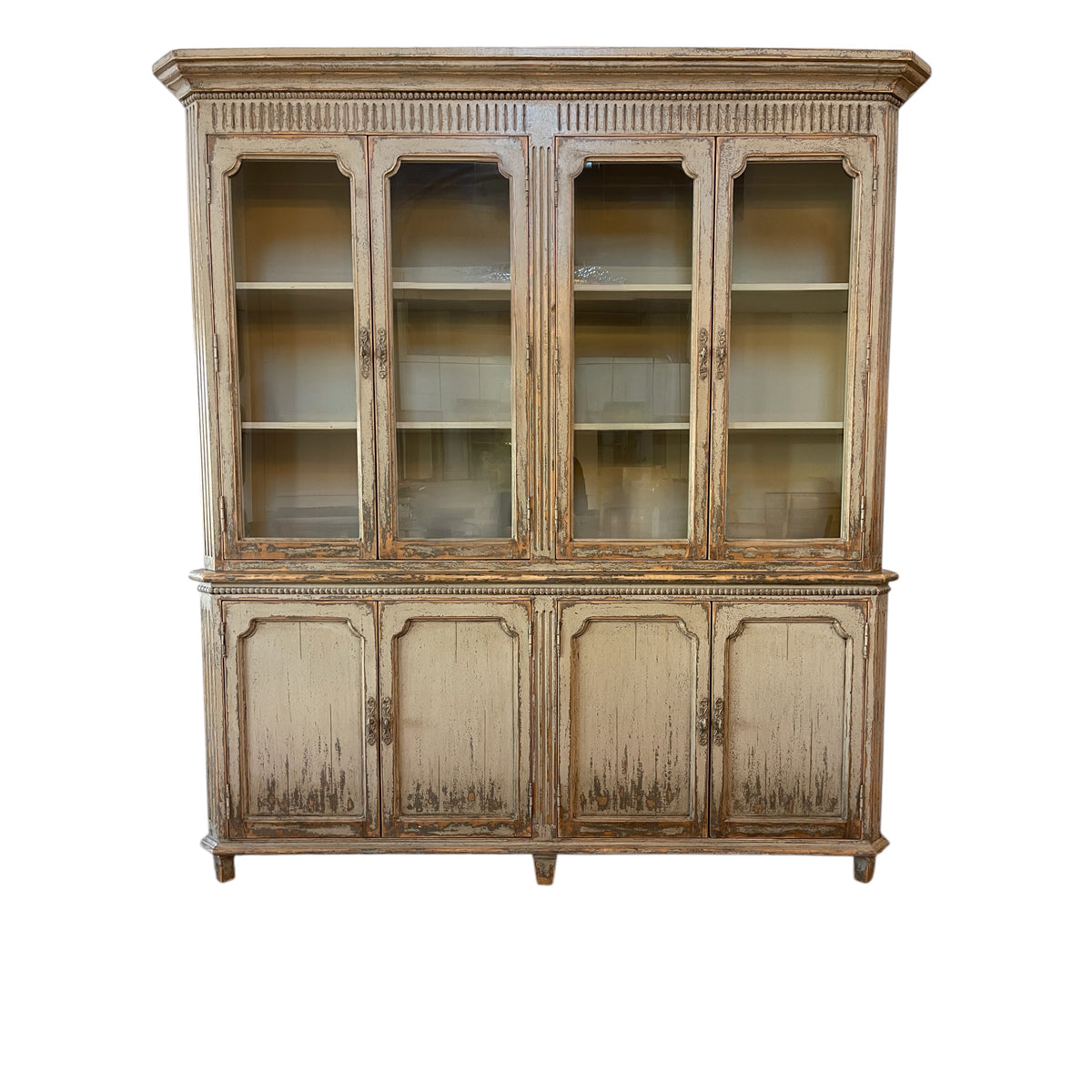 Wentworth Cabinet