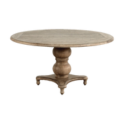 Round Pedestal Dining Table in Oak